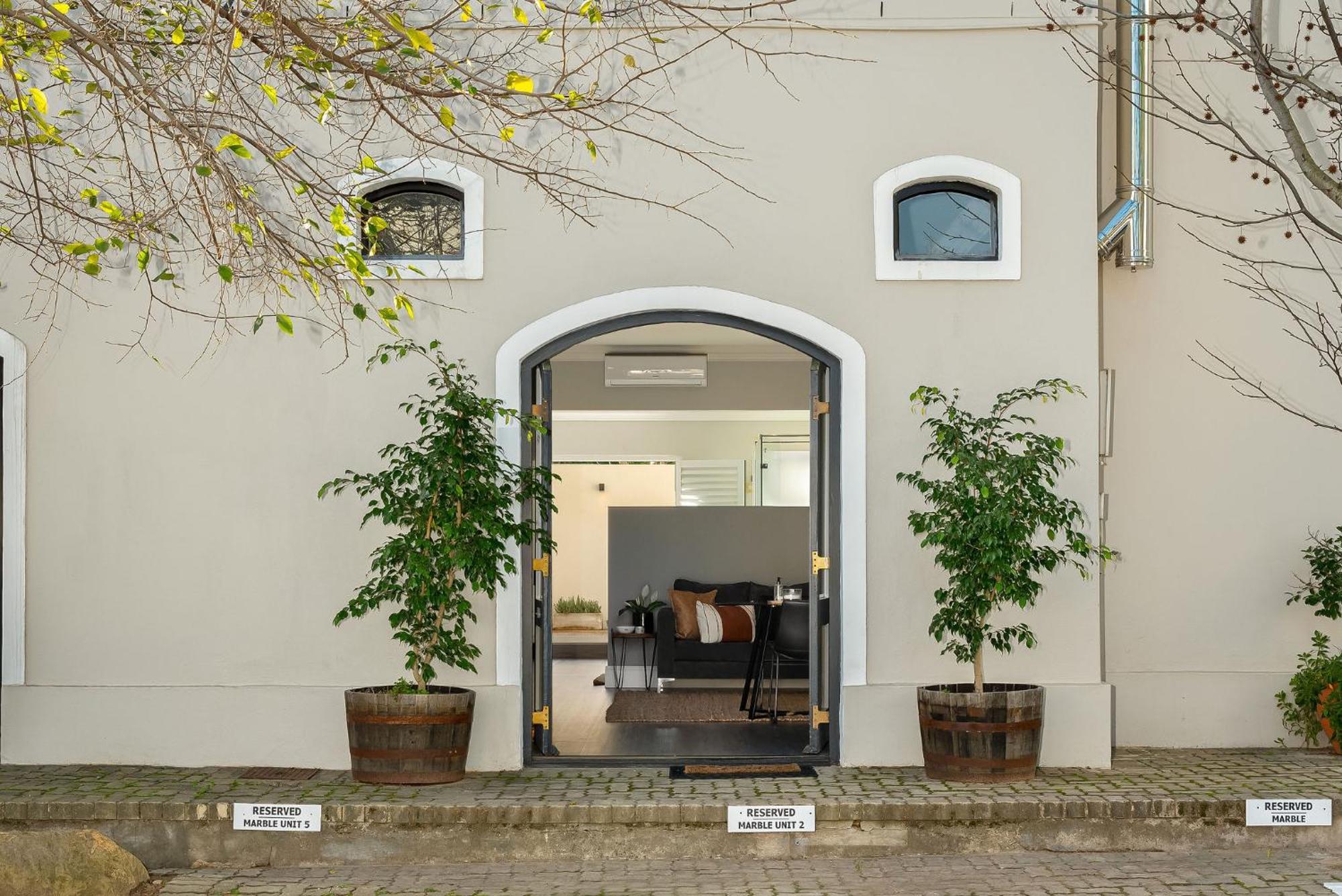 Luxury Franschhoek Getaway Next To Winetram Εξωτερικό φωτογραφία